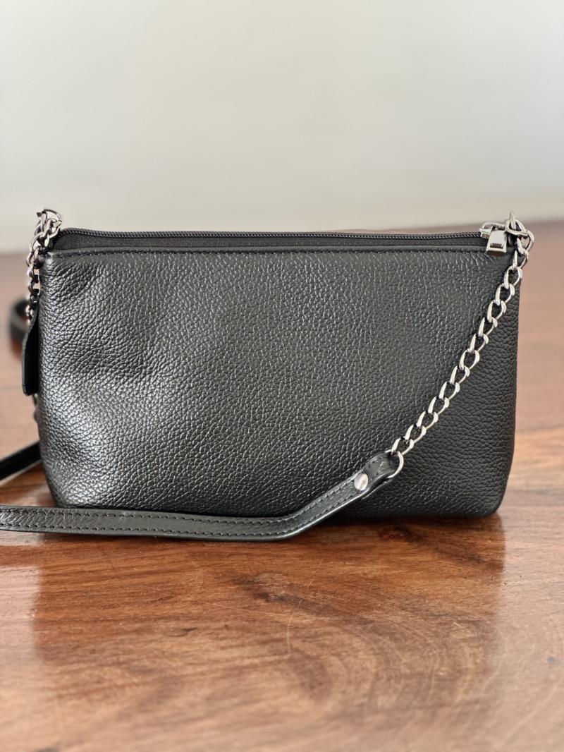 M - Bolsa tiracolo com Alçar em Detalhes Metal