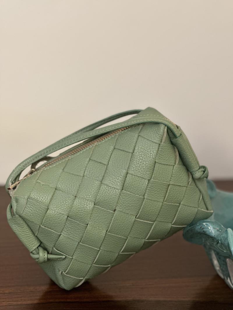 Bolsa Pequena trançada no Couro Floater