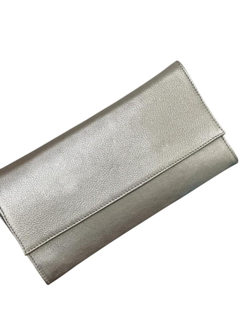 CLUTCH NO COURO ACHIA