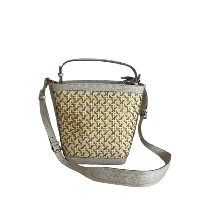 Bolsa de palha e couro legítimo 