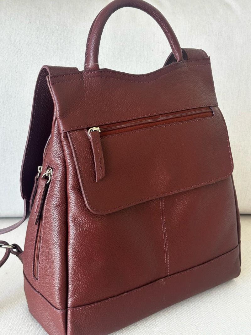 Mochila couro legítimo 