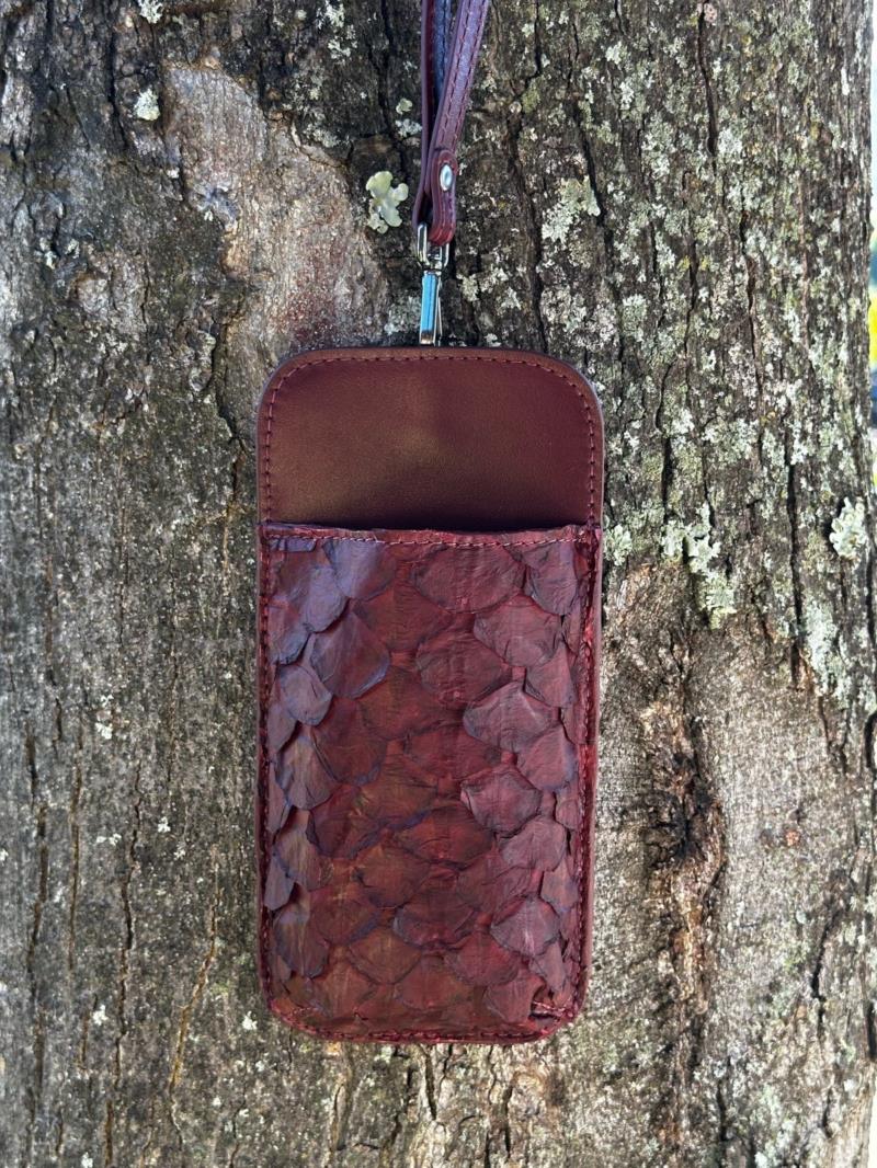 Bolsa pirarucu celular 