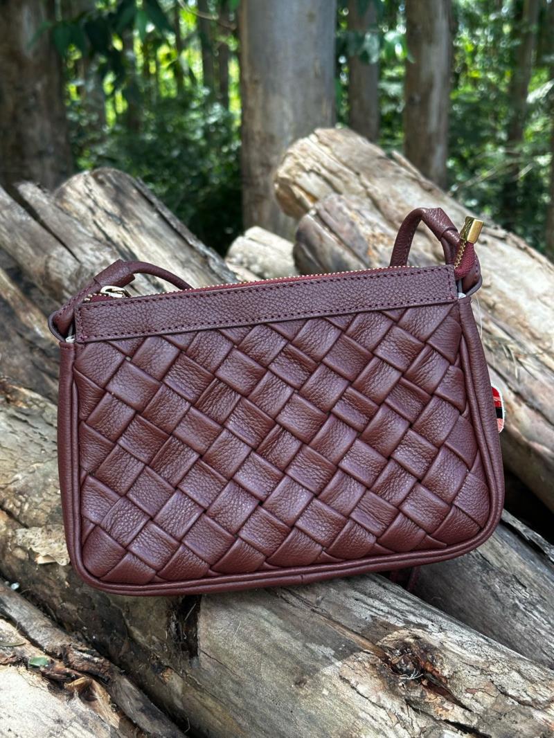 Bolsa couro legítimo 