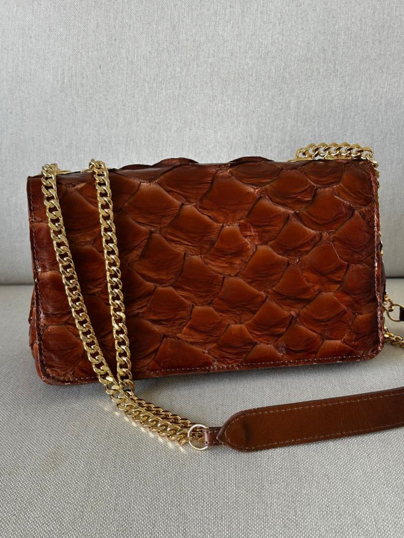 Bolsa couro pirarucu 