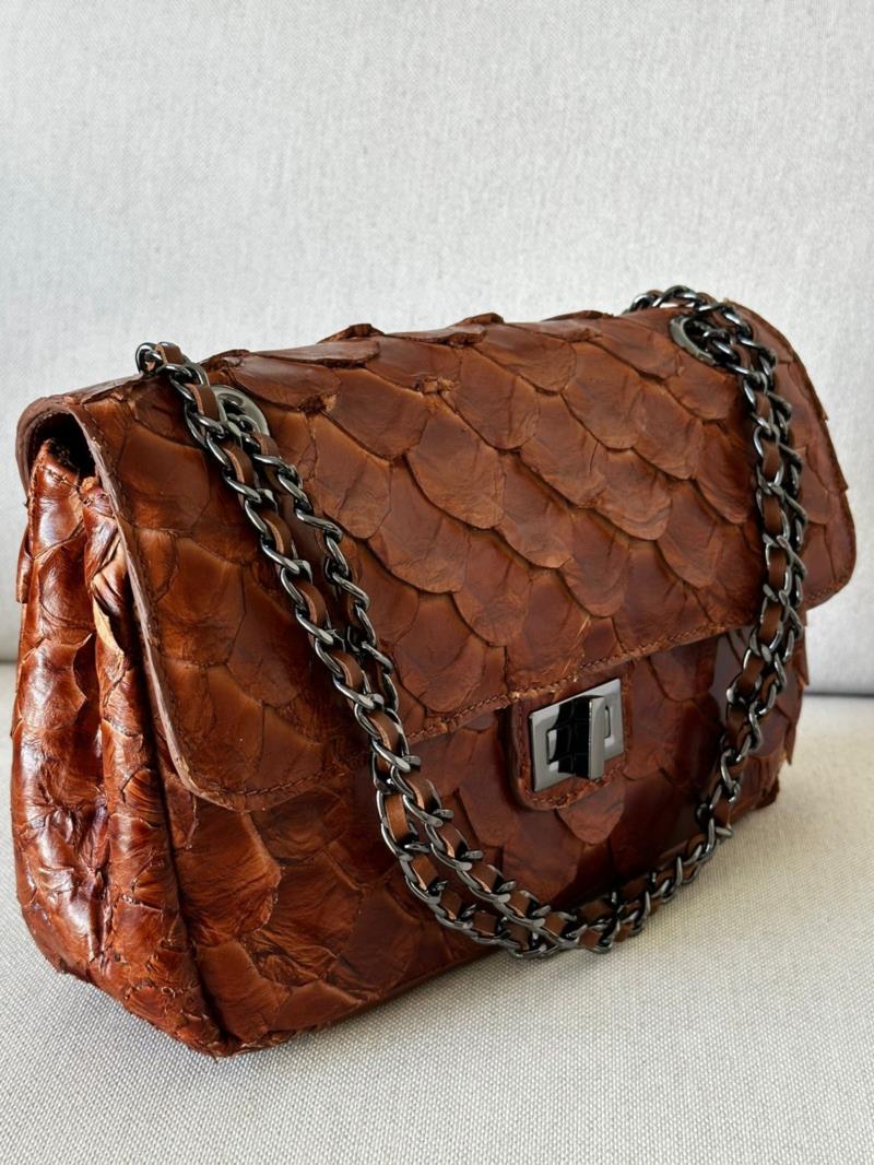 Bolsa couro pirarucu 